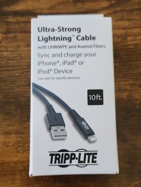 Ultra-Strong Lightning Cable - Tripp Lite - 10ft - MFi-Certified